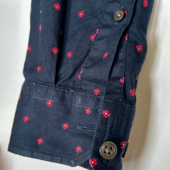Banana Republic Men's Navy and Red Cotton Untucked Fit Button Down Shirt Size M - Picture 5 of 9